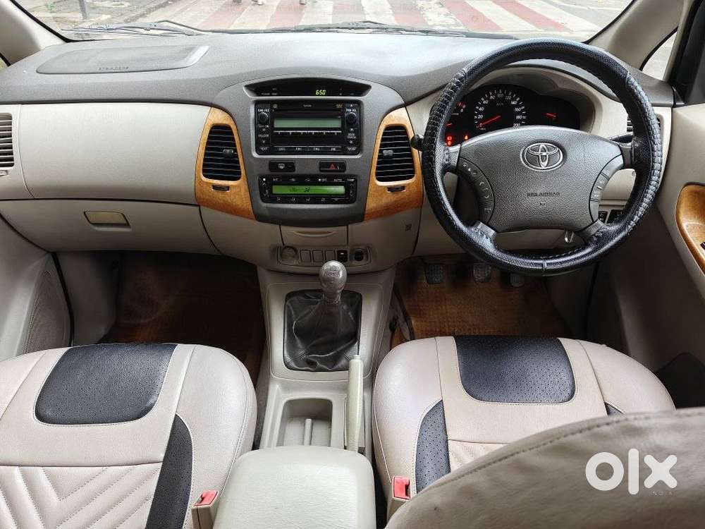 Toyota Innova 2.5 Vx 8 Str Bs-iii, 2012, Diesel