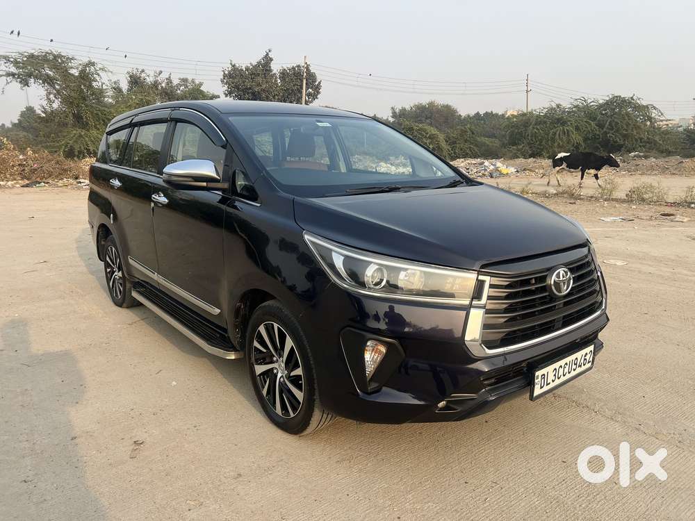 Toyota Innova Crysta