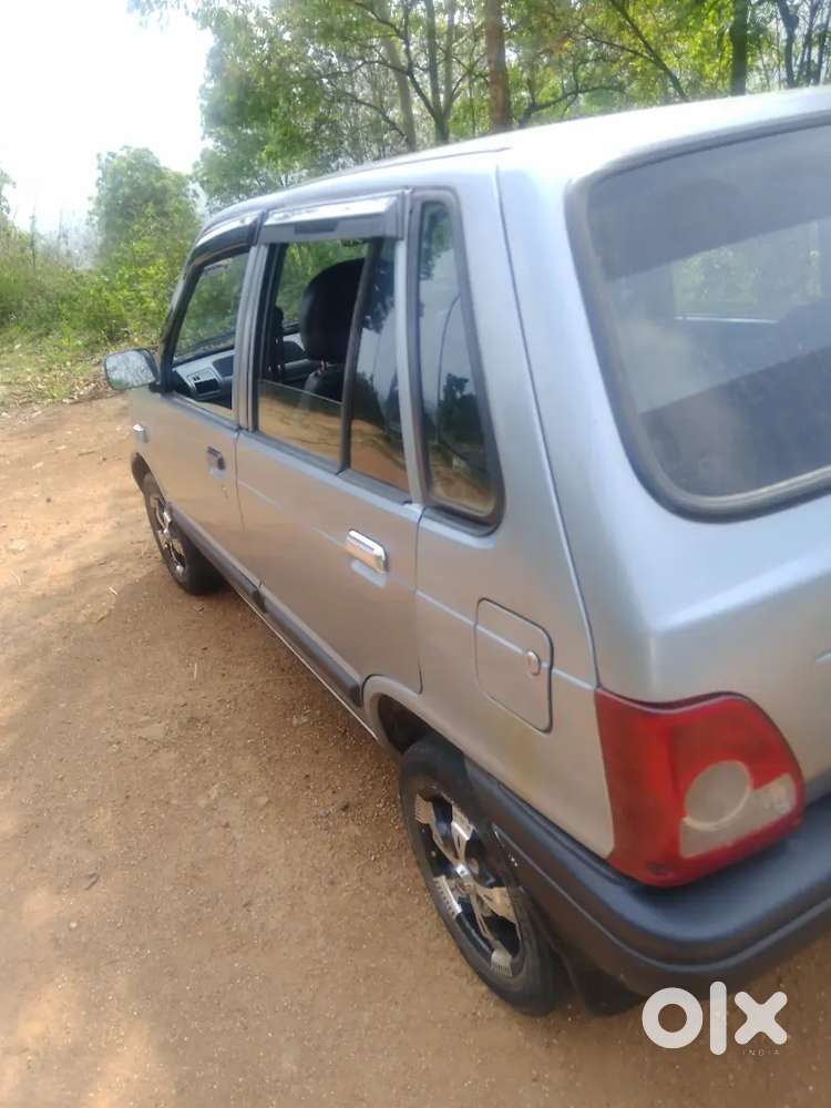 Maruti Suzuki 800 2006