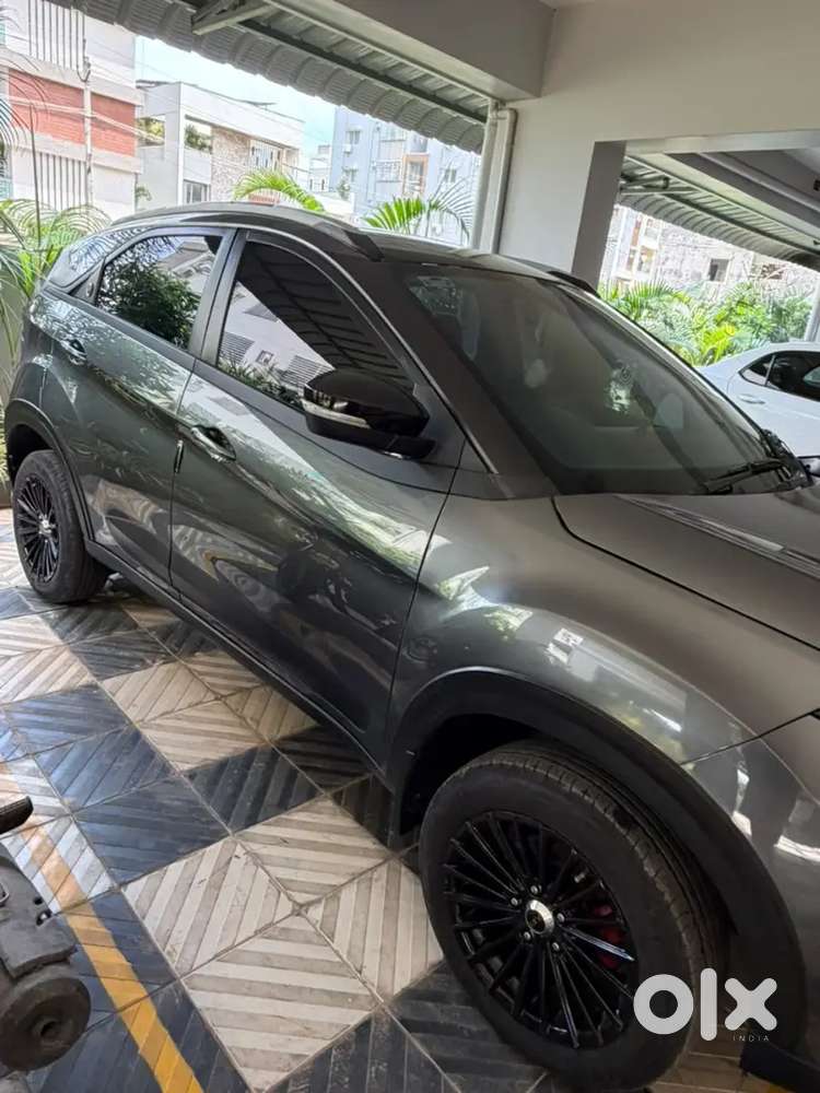 Tata Nexon Pure Plus Petrol Amt 2026