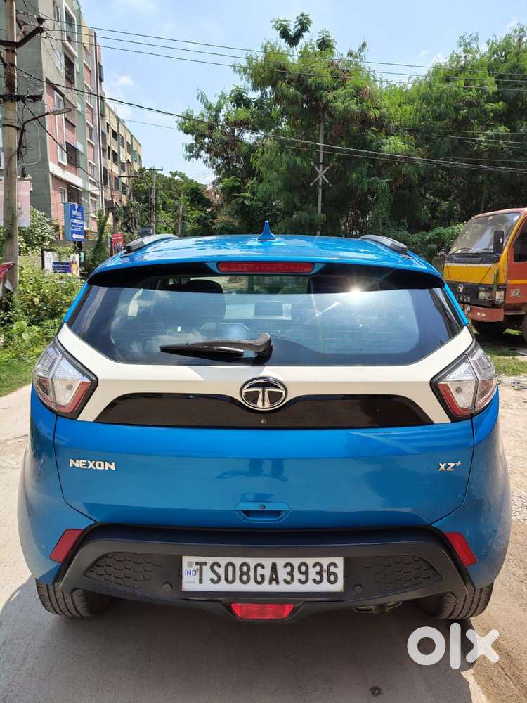 Tata Nexon 1.5 Revotorq Xz Plus Dual Tone, 2017, Petrol