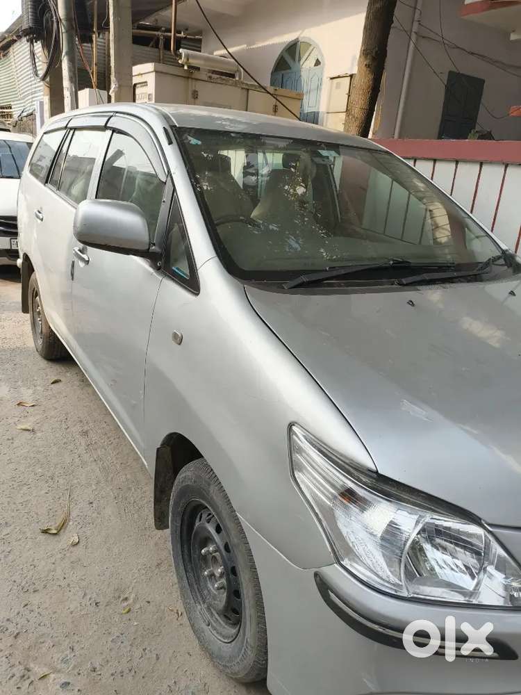 Toyota Innova 2013 Diesel Well Maintained