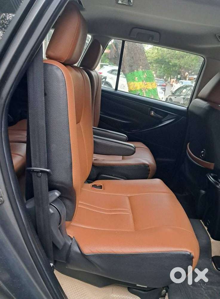 Toyota Innova Crysta 2.4 G Mt, 2019, Diesel