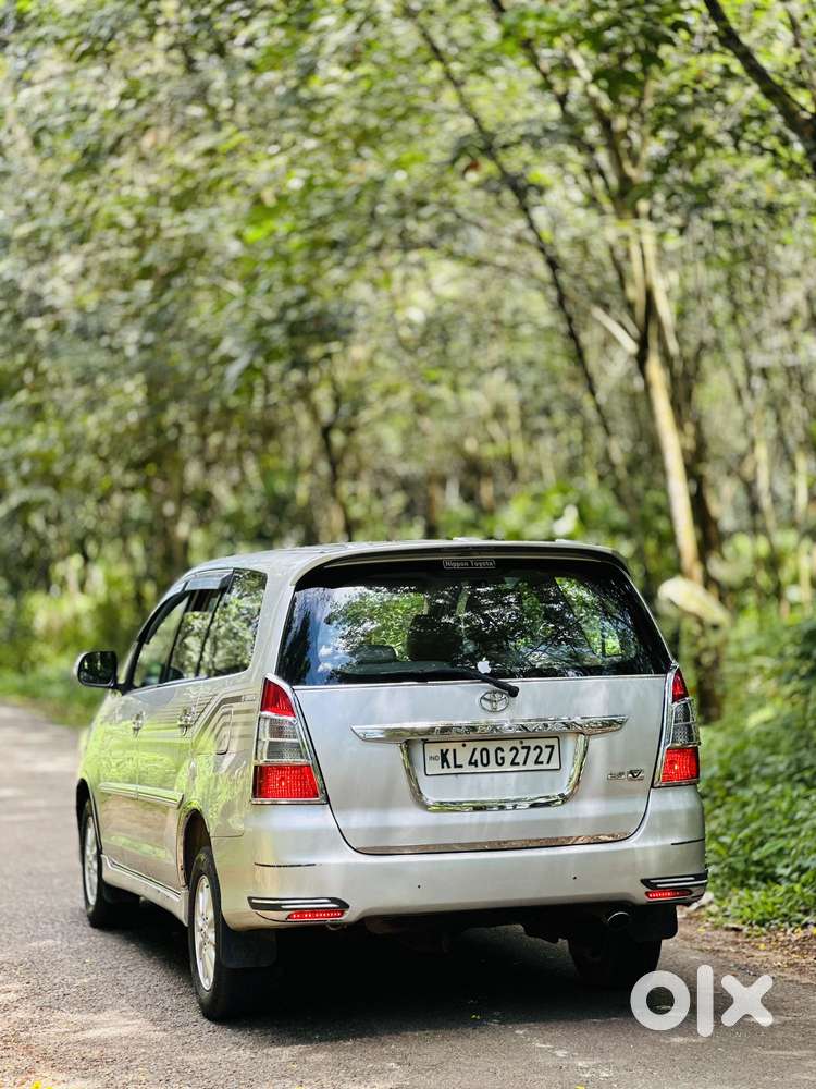 Toyota Innova 2.5 Vx 7 Str Bs-iii, 2012, Diesel