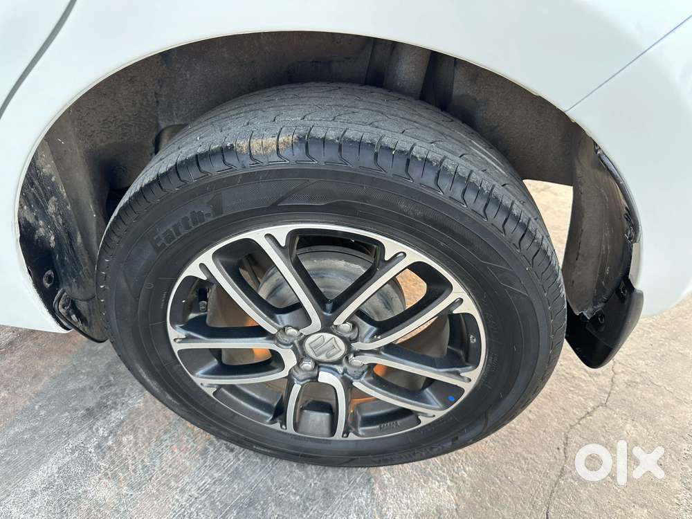 Maruti Suzuki Swift Amt Zxi Plus, 2020, Petrol