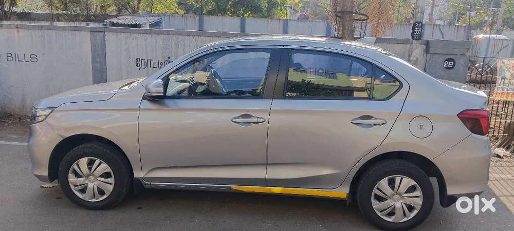 Honda Amaze 2024 Petrol Well Maintained