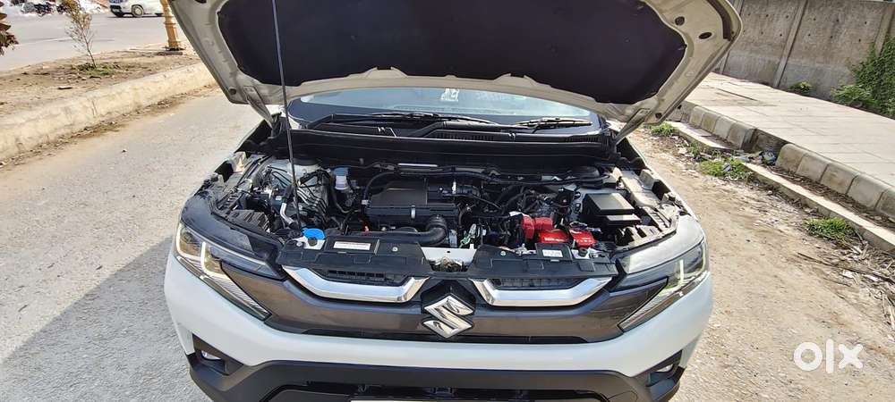 Maruti Suzuki Brezza Zxi S-cng, 2024