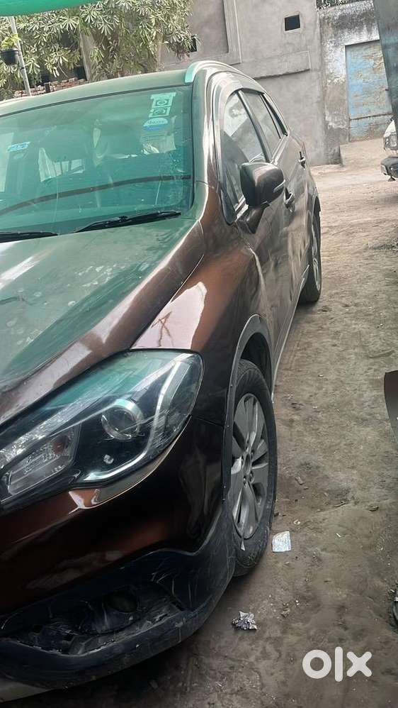 Maruti Suzuki S Cross 2015 Diesel Well Maintained