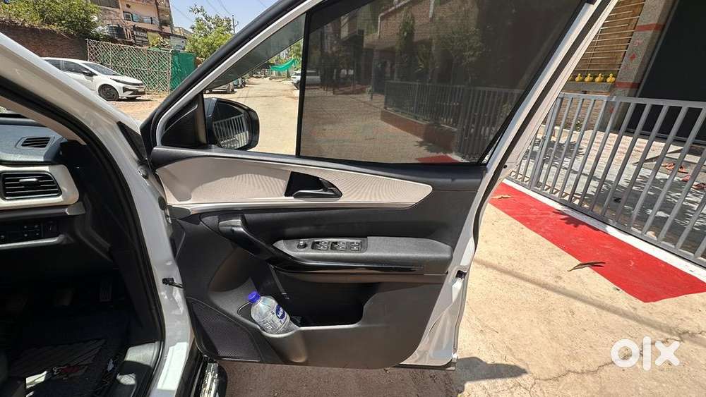 Mahindra Xuv700 2022 Petrol Good Condition