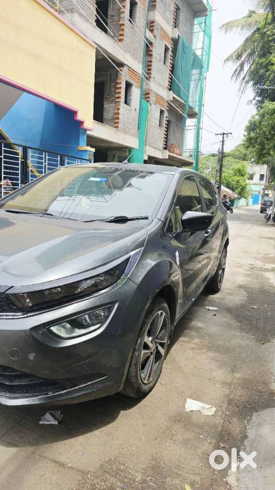Tata Altroz 1.2 Xta Petrol Dct, 2023, Petrol
