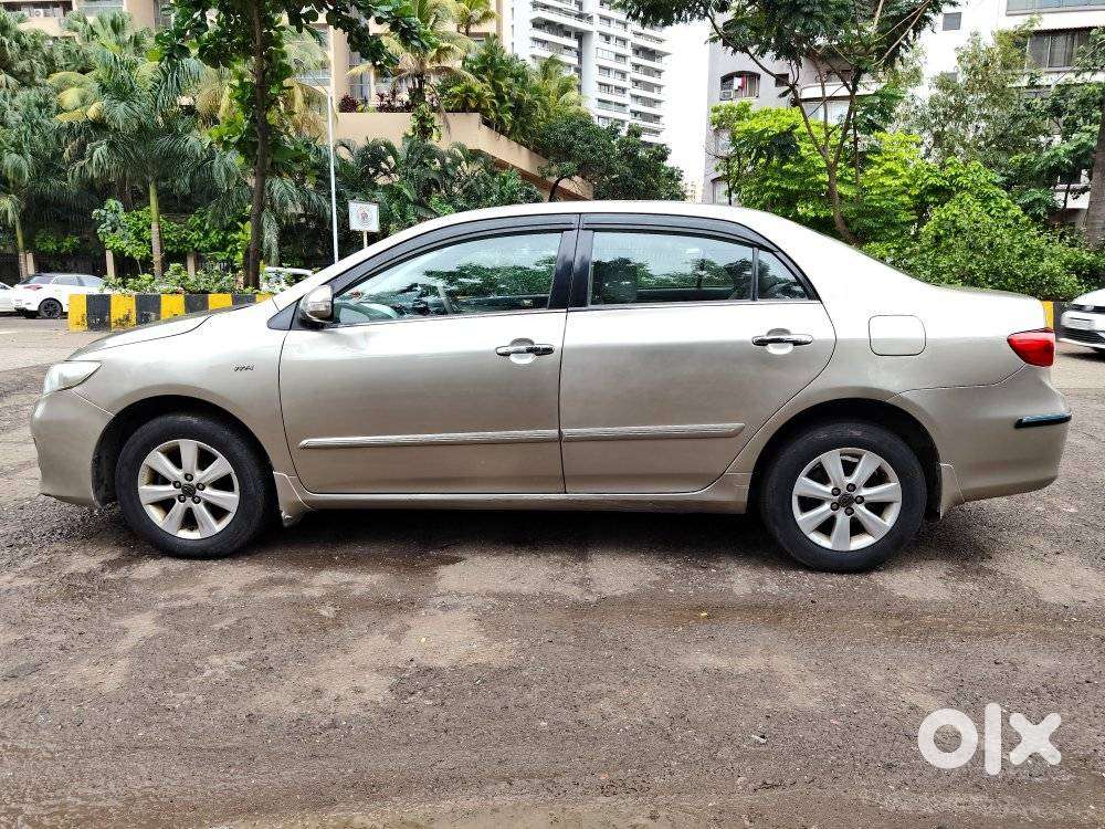 Toyota Corolla Altis G Hv At, 2013, Petrol