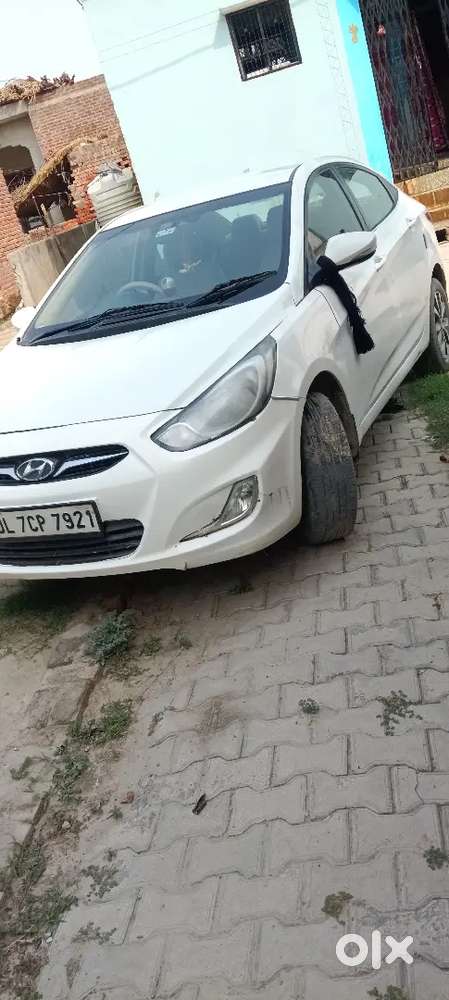Hyundai Fluidic Verna 2014