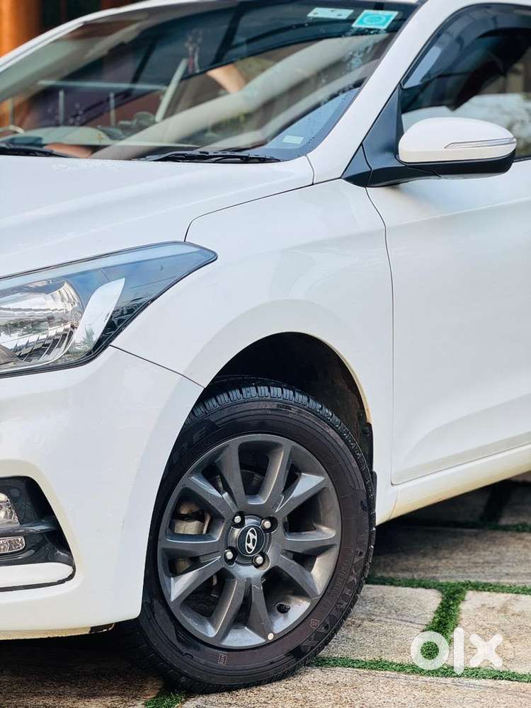 Hyundai I20 2019 31,000 Km Driven Petrol Automatic