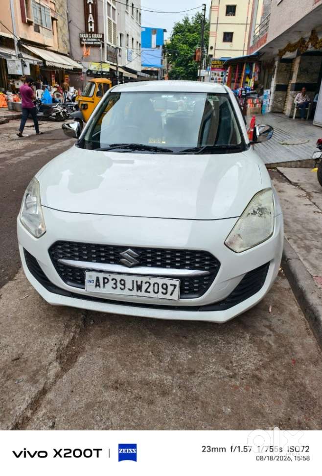 Maruti Suzuki Swift Vvt Lxi, 2021, Petrol