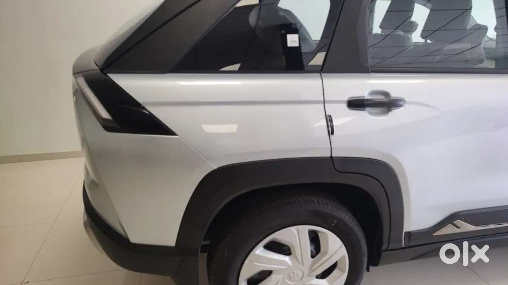 Maruti Suzuki Victoris 2026 Petrol Well Maintained