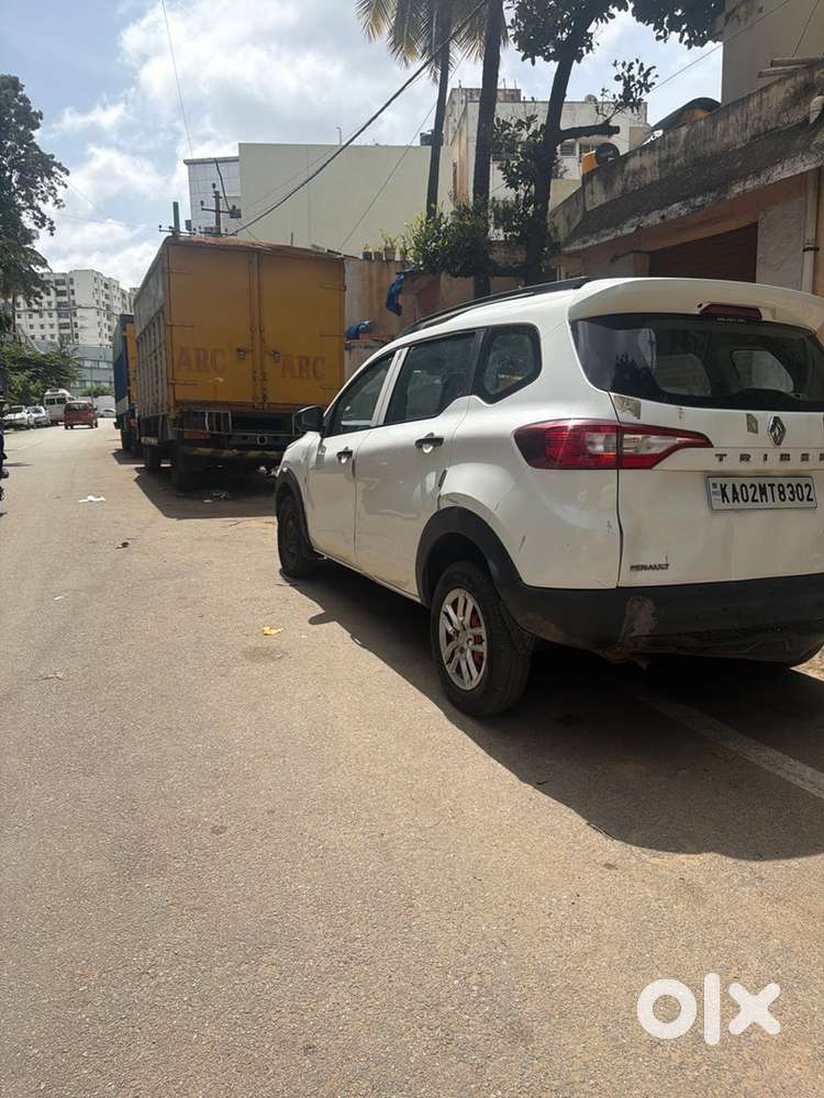 Renault Triber 2023 Petrol 130000 Km Driven