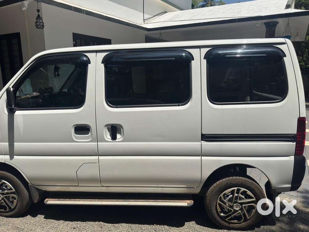 Maruti Suzuki Eeco 2024 Petrol 13560 Km Driven