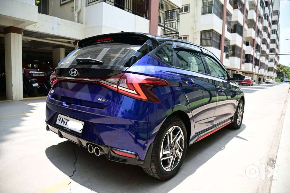 I20 Nline N8  Thunder Blue Dual Tone Manual  Tastefully Maintained