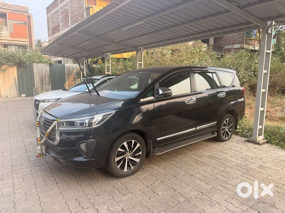 Toyota Innova Crysta 2021 Diesel - Custom Black