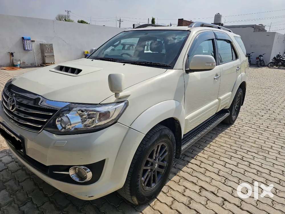 Toyota Fortuner 2016 Diesel 195000 Km Driven All Service Record
