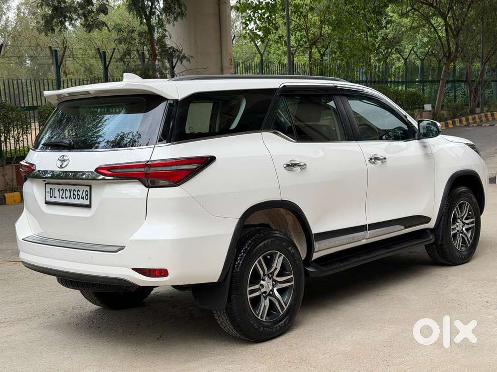 Toyota Fortuner 4x2 At 2.7 Petrol, 2024, Petrol