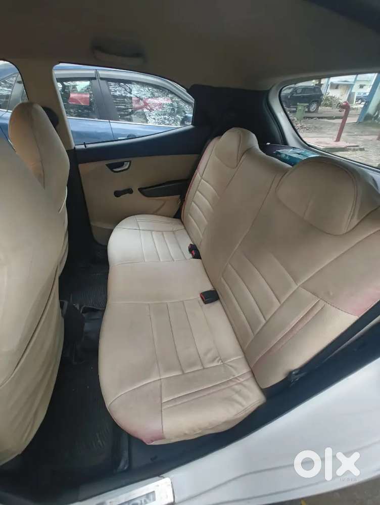Hyundai Eon 0.8 Sportz 2016