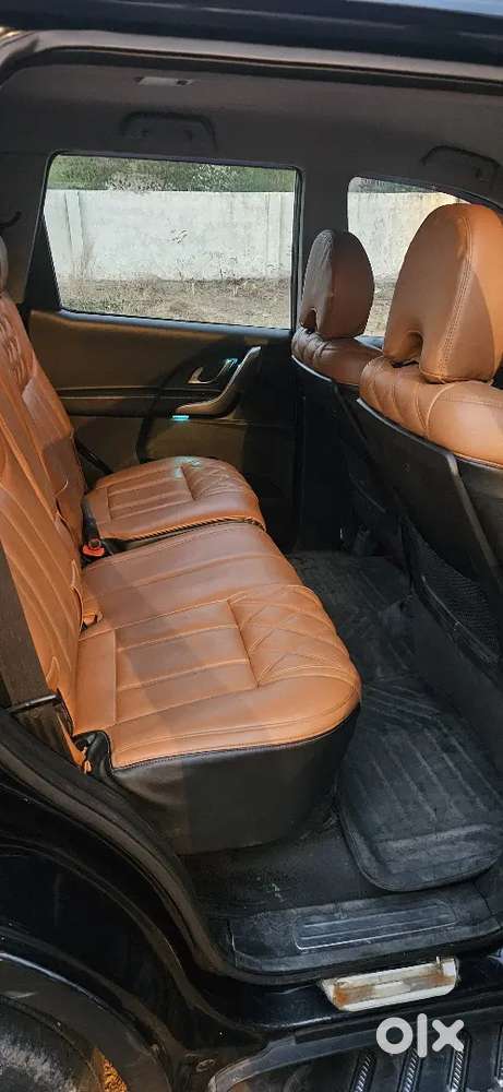 Mahindra Xuv500 2018 Diesel 71910 Km Driven