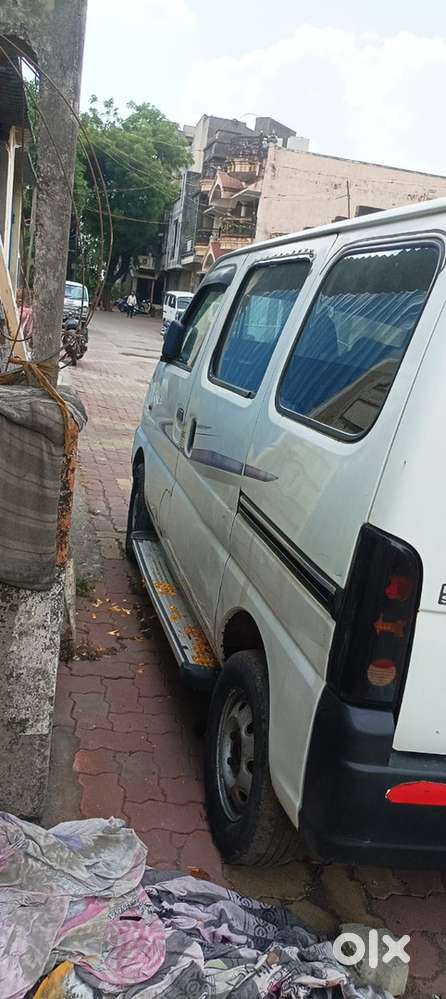 Maruti Suzuki Eeco 2017 Cng & Hybrids 180000 Km Driven