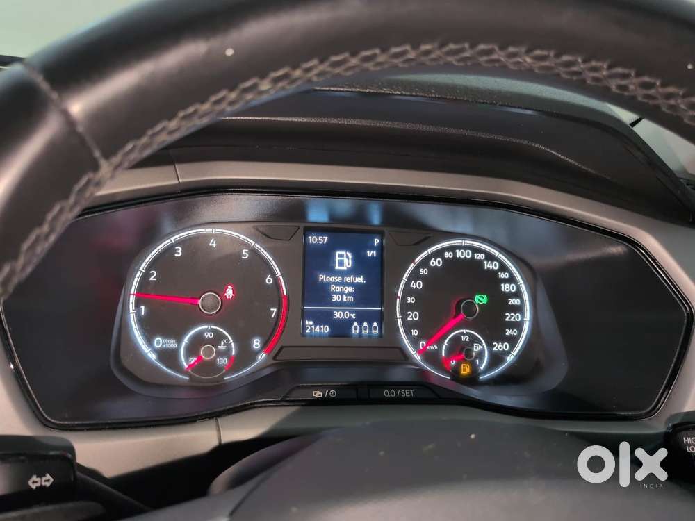 Volkswagen Taigun 1.0 Tsi Highline At, 2023, Petrol