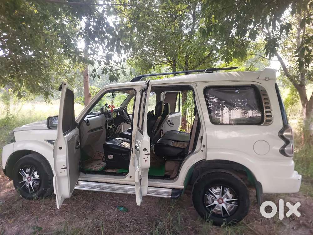 Mahindra Scorpio Diesel 2015