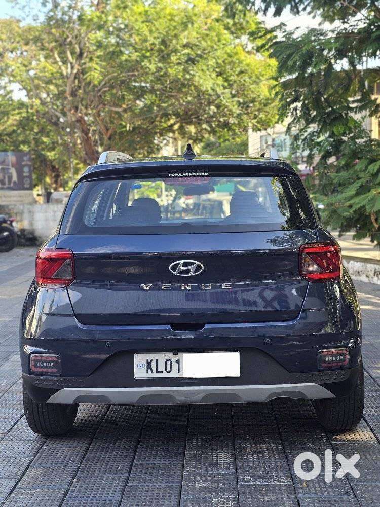 Hyundai Venue S 1.2 Petrol, 2021, Petrol