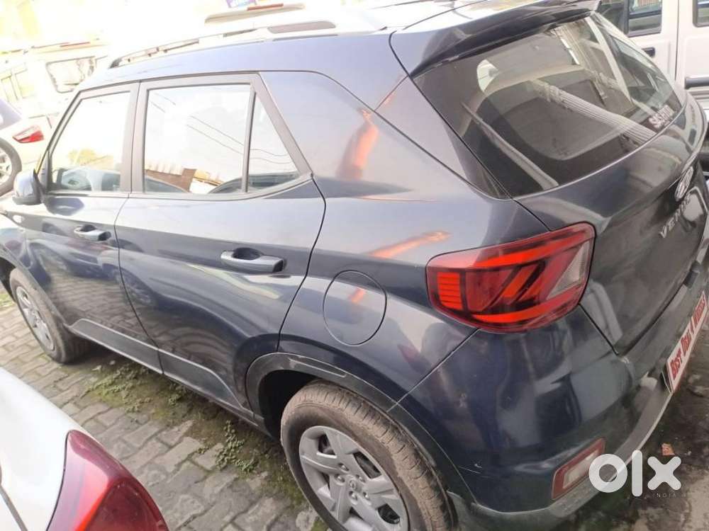 Hyundai Venue 1.0 S Turbo Imt, 2020, Petrol