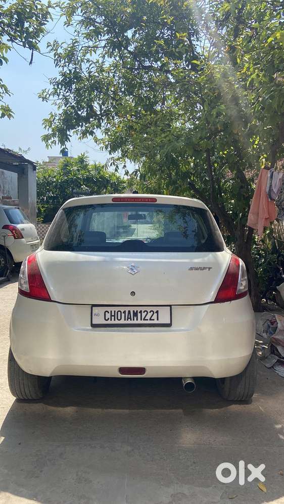 Maruti Suzuki Swift 2012 Diesel 110000 Km Driven