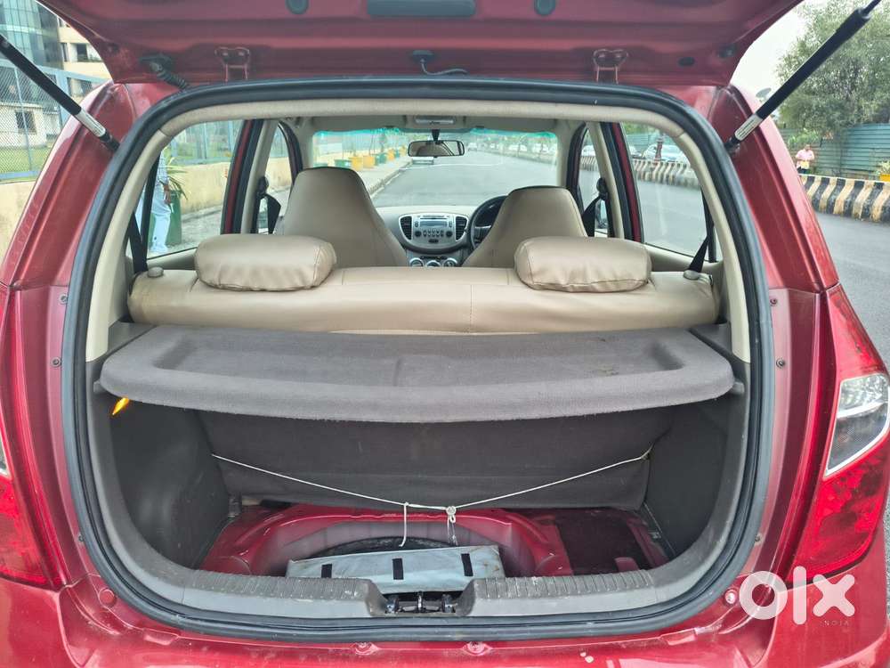 Hyundai I10 Sportz, 2012, Petrol