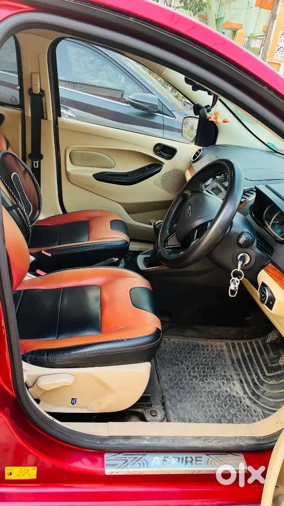 Ford Figo Aspire ₹ 4,10,000