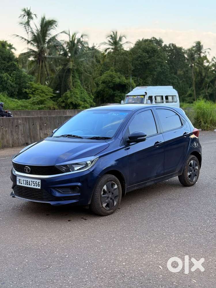 Tata Tiago 1.2 Revotron Xta, 2025, Petrol