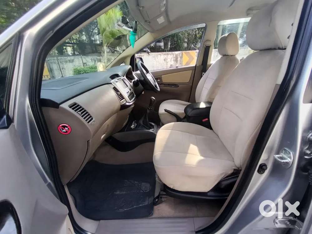 Toyota Innova 2015 V Diesel 7 Str 84000 Km Driven Excellent Condition
