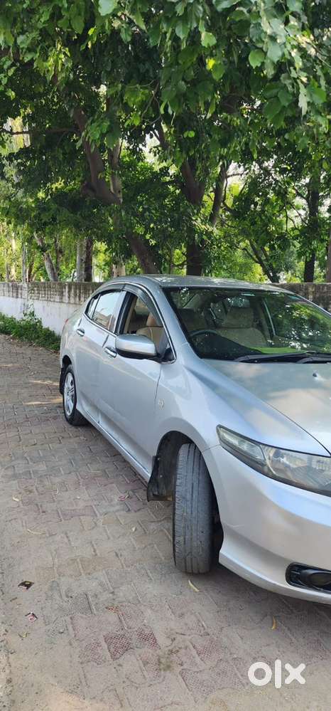 Honda City Petrol 111000 Km Driven
