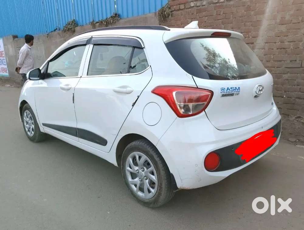 Hyundai Grand I10 2017 Petrol Well Maintained
