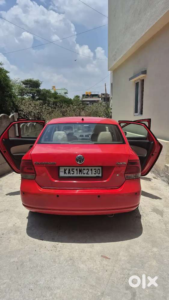 Volkswagen Vento 2012  1.6 Petrol Highline  Alloy Wheels