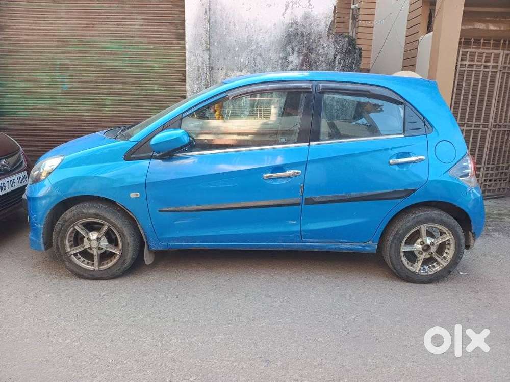 Honda Brio V Mt, 2012, Petrol