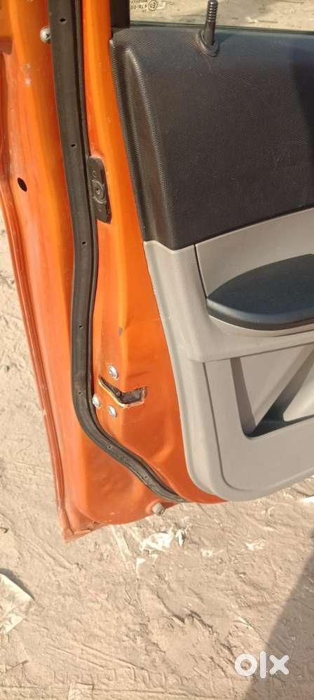 Tata Tiago 1.2 Revotron Xz, 2017, Cng & Hybrids