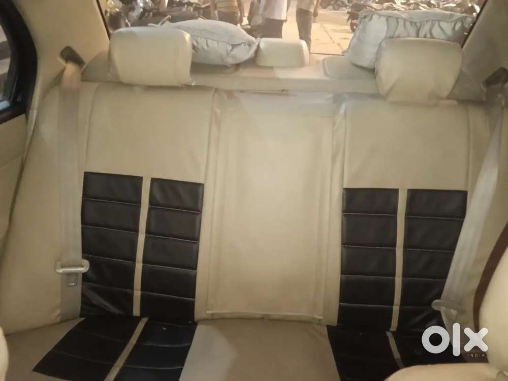 Maruti Suzuki Swift Dzire 2014 Diesel 98900 Km Driven