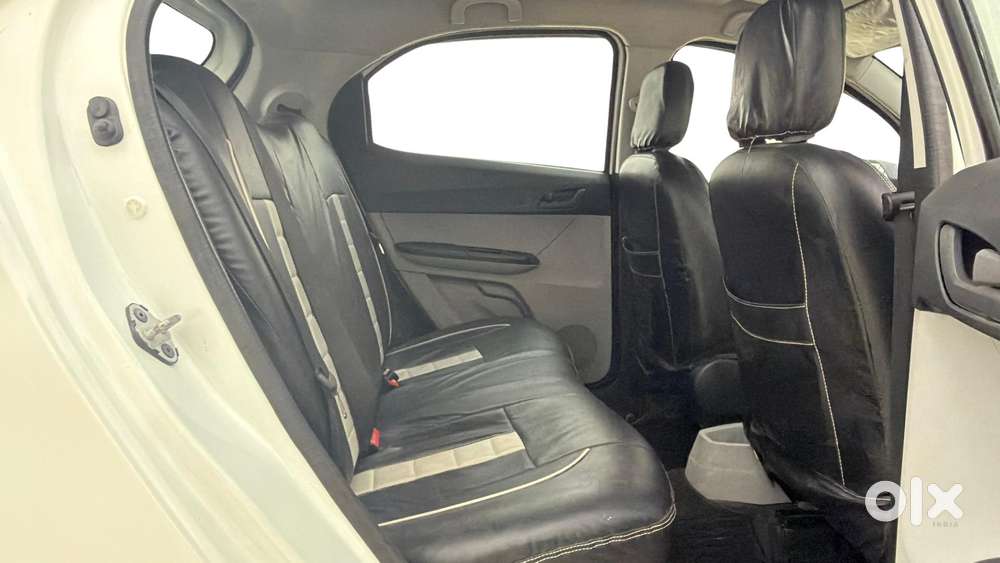 Tata Tiago 1.2 Revotron Xt Option, 2023, Petrol