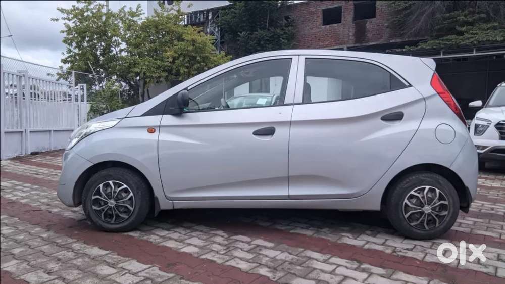 Hyundai Eon Era +, 2017, Petrol