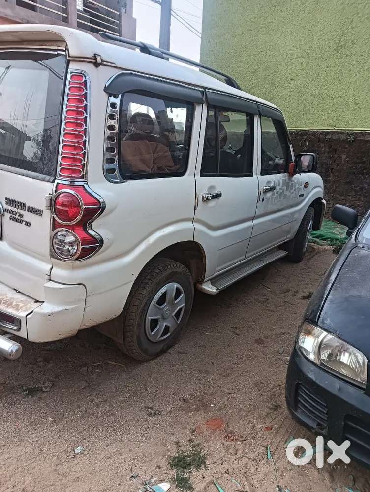 Mahindra Scorpio 2011