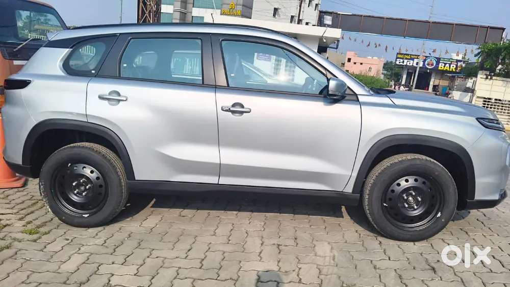 Toyota Urban Cruiser 2025 Cng & Hybrids 940 Km Driven