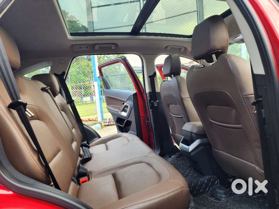 Tata Harrier Xz+, 2021, Petrol