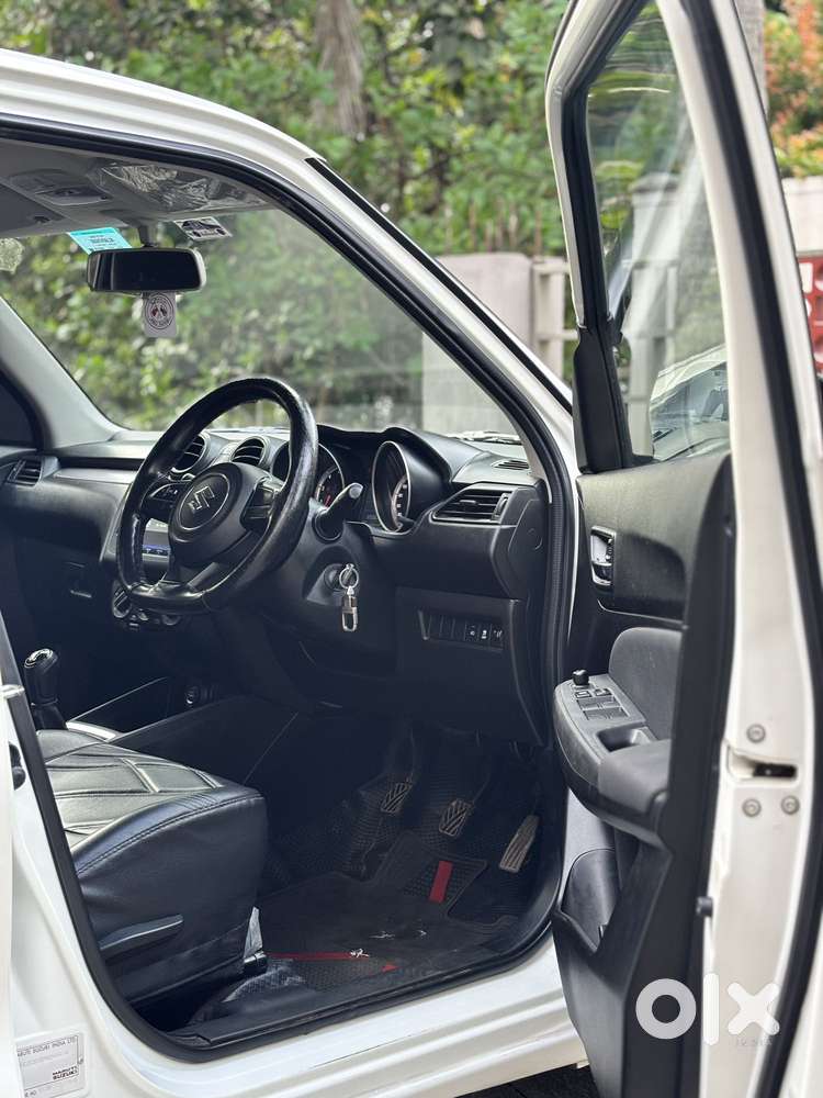 Maruti Suzuki Swift 1.2 Vxi (o), 2023, Petrol