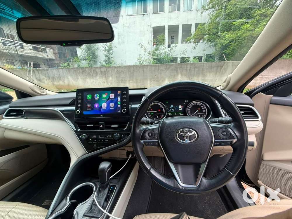 Toyota Camry Hybrid 2022 All Original New Tyres In Warranty Car